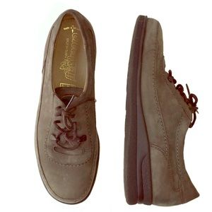 Women’s Stabilizer Shoes by DUREA GREENWAY SIZE 8